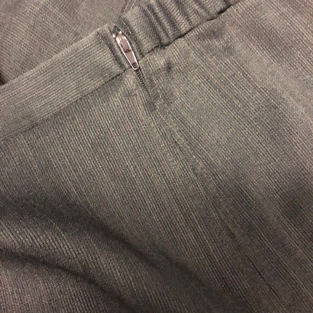 Women’s Charcoal Gray Suit - Jacket And Pants - Picture 6 of 7